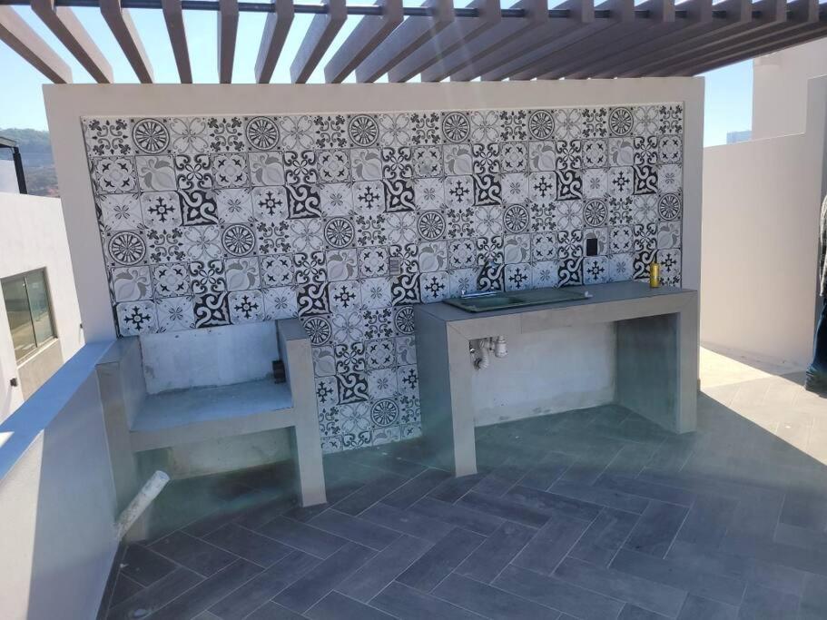 2Br-3Ba Condo Block From Beach W Rooftop Jacuzzi Mazatlán Esterno foto