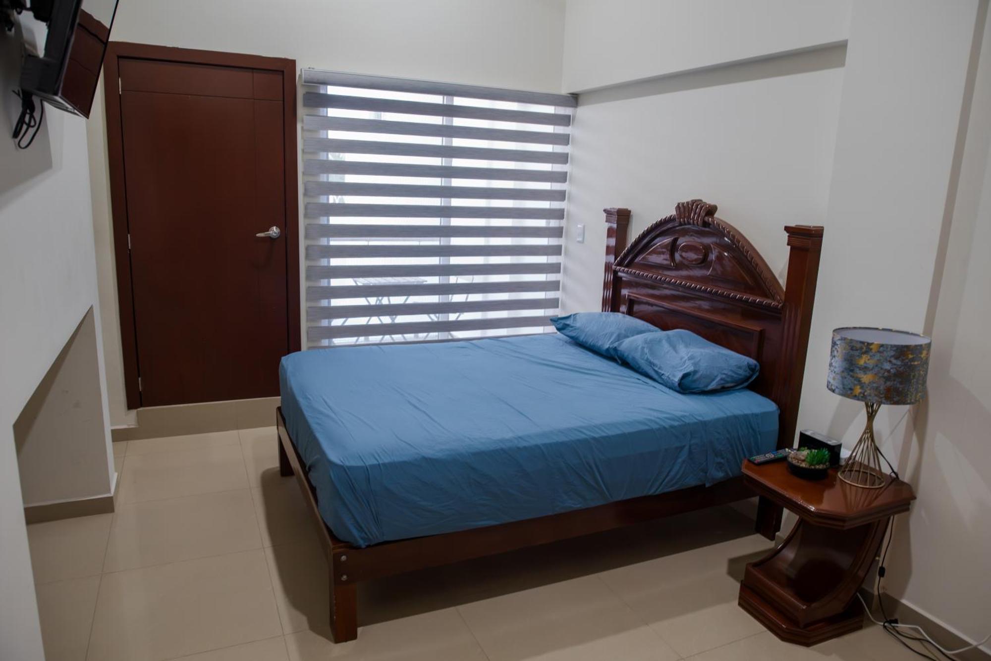 2Br-3Ba Condo Block From Beach W Rooftop Jacuzzi Mazatlán Esterno foto